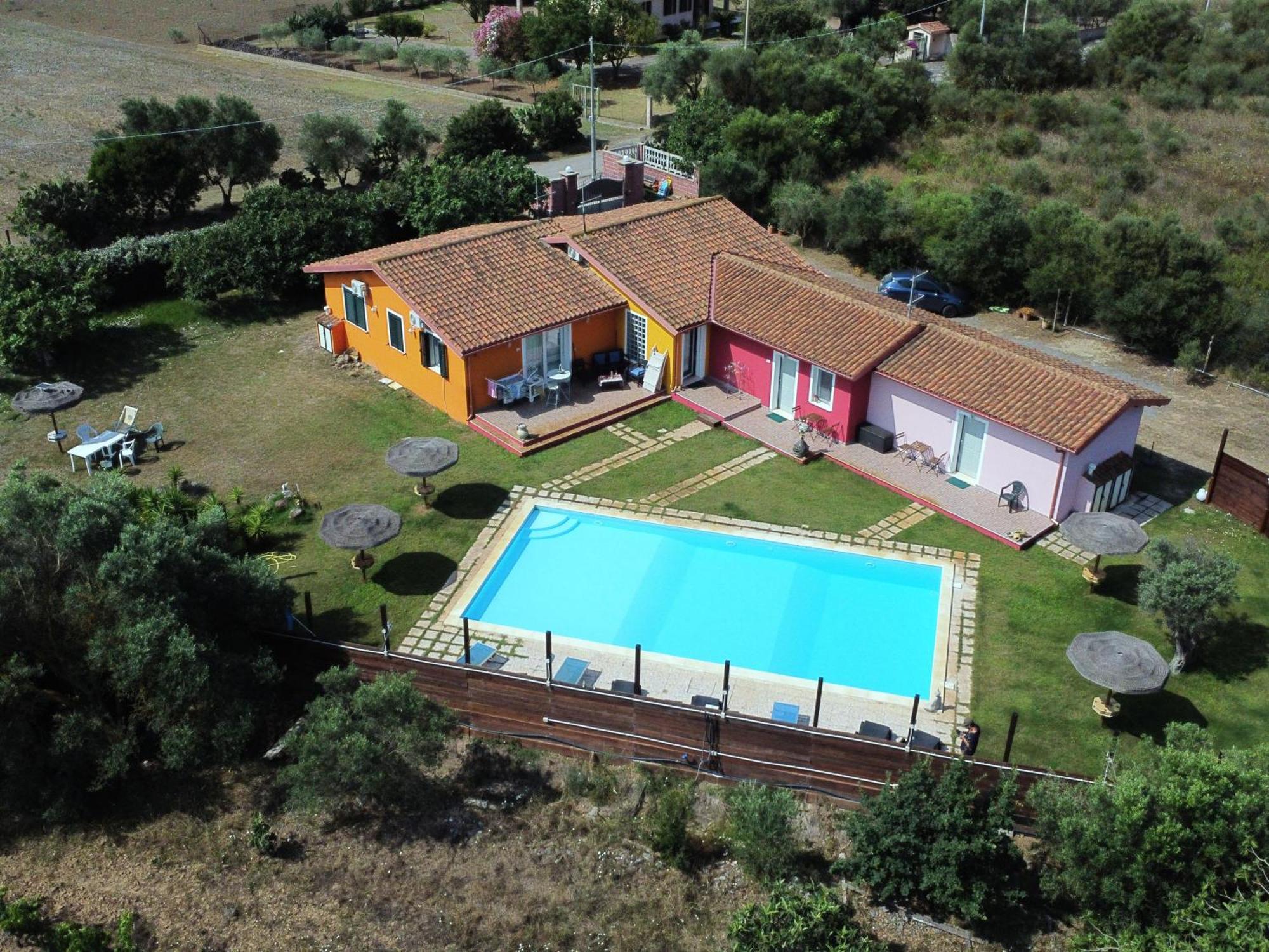 Villa Erilia San Giovanni Suèrgiu Eksteriør bilde